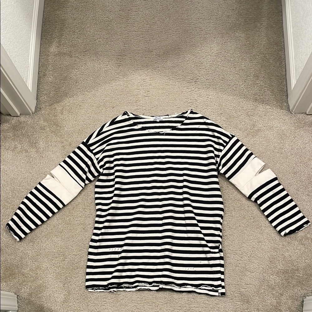 Splendid Preowned Black and White Striped Long Sleeve sweater women size L